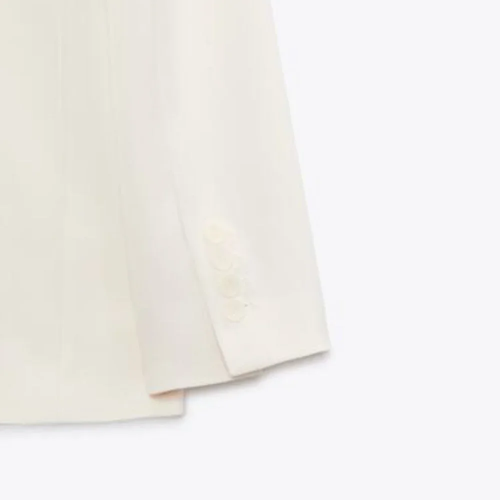 ZARA MINIMALIST STRAIGHT-FIT BLAZER - LIMITED EDITION - Picture 3 of 5